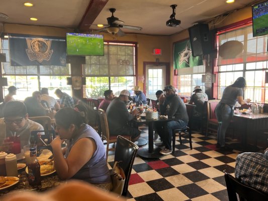 El Pollo Alegre by null