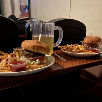 Power Station Pub - Blue cheese burger - New American Near Me - Troutdale, Oregon Power Station Pub - Blue cheese burger - New American Near Me - Troutdale, Oregon