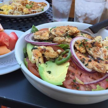 Antoine's Cafe - Antoine's Salad - Breakfast & Brunch Near Me - San Clemente, California