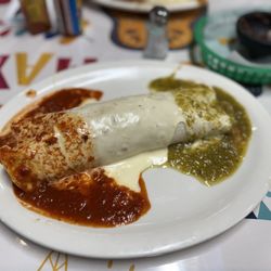 El Coco Mexican Bar & Grill - Burrito Bandera