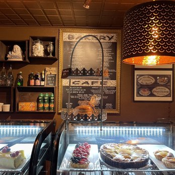 Le Val de Loire Restaurant - French Near Me - Deerfield Beach, Florida