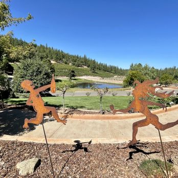 Saluti Cellars - Venues & Event Spaces Near Me - Somerset, California