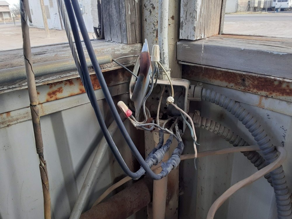 Slide of Mendoza Electric