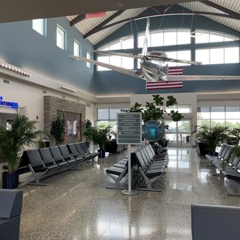 Elevation 89 - Airport lobby. Restaurant entrance is on the left. - American Near Me - Ocala, Florida