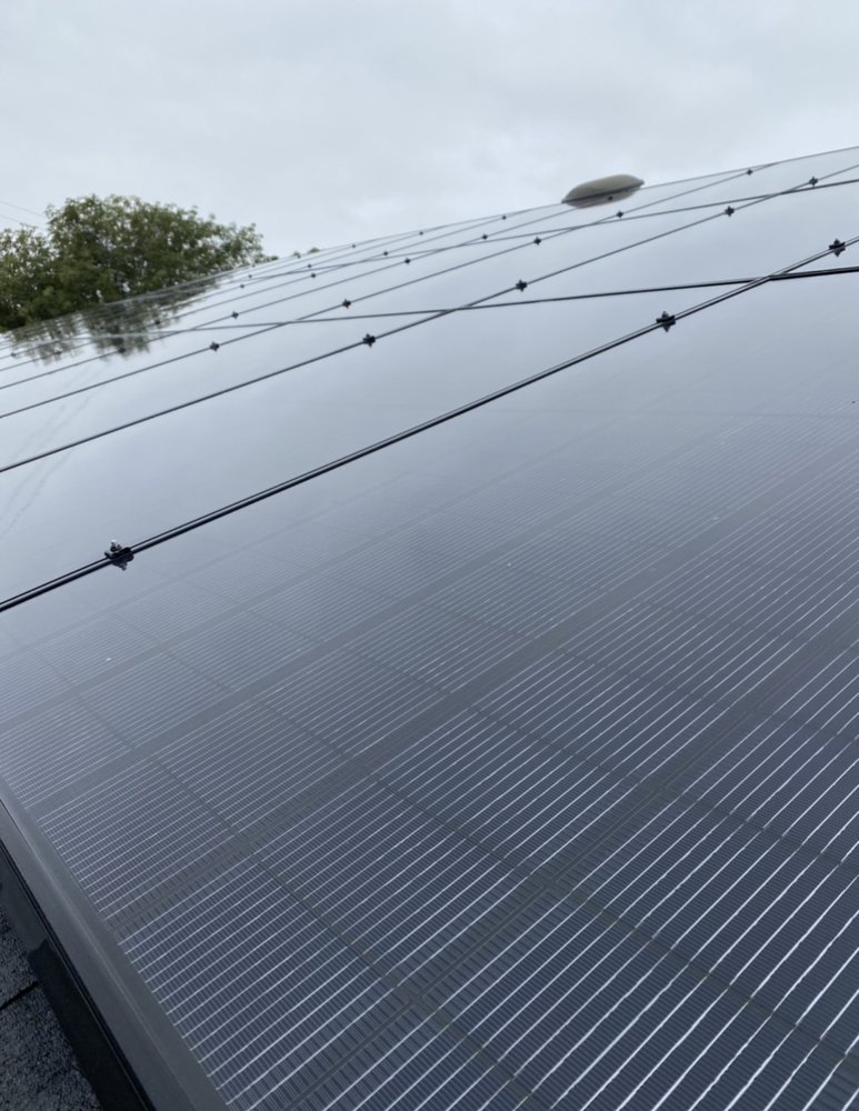 Slide of Stay Clean Solar