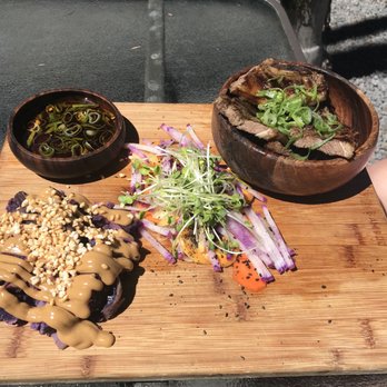 Kitoko Maui - Short rib special - Food Trucks Near Me - Kihei, Hawaii