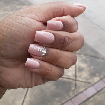 Lee's Nails - Nail Salons Near Me - Houston, Texas
