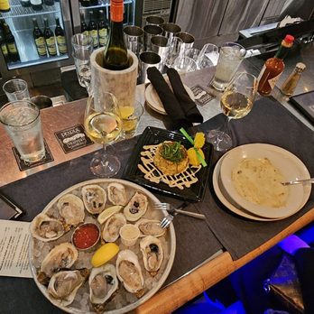 Pearls Oyster Bar - Bars Near Me - Oklahoma City, Oklahoma