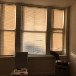 Very dated window blinds and "air conditioning" unit for the whole "room" Very dated window blinds and "air conditioning" unit for the whole "room"