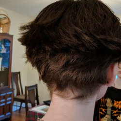 Annmarie's Hair On Madison - And this is the back it's also uneven on the back