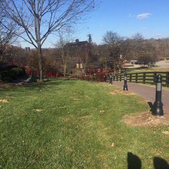 Maker's Mark Distillery - Smell of bourbon - Tours Near Me - Loretto, Kentucky