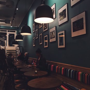 Mahalo - Seating area - Coffee & Tea Near Me - Stockholm, Alberta Mahalo - Seating area - Coffee & Tea Near Me - Stockholm, Alberta