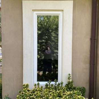 Island Glass - Vinyl window frame installation - Glass & Mirrors Near Me - Whittier, California Island Glass - Vinyl window frame installation - Glass & Mirrors Near Me - Whittier, California