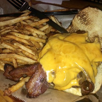 Hole In The Wall - BBQ Burger - American Near Me - Miami, Florida Hole In The Wall - BBQ Burger - American Near Me - Miami, Florida