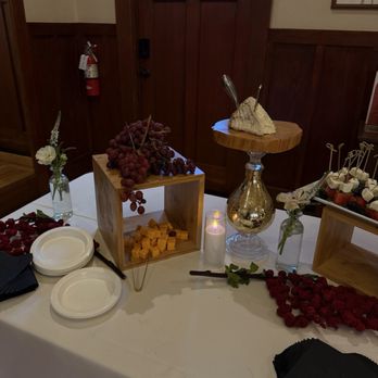 Holy Cannoli - Cafes Near Me - San Jose, California