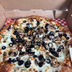 Avellino Pizza Pasta & Grill - Alfredo Pizza
