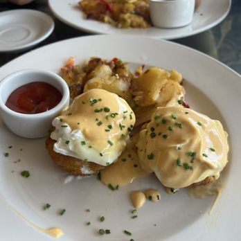 Perch - Crab Cake Benedict - Lounges Near Me - Los Angeles, California Perch - Crab Cake Benedict - Lounges Near Me - Los Angeles, California
