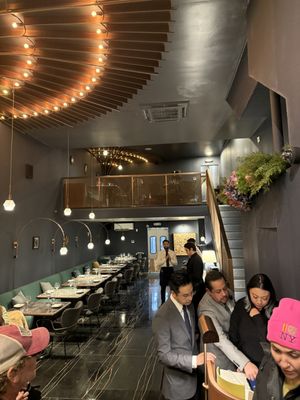 Aves Thai & Asian Fusion restaurant by null