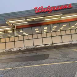 Walgreens - Main façade