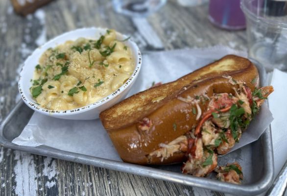 The Hampton Social - Nashville by null