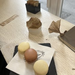 Don Nino - 3 macaroons The simple cup of gelato we had to walk outside to get