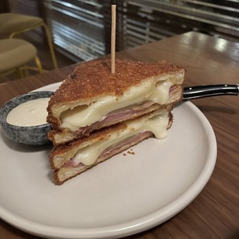 Bacaro - Another carrozza - Italian Near Me - Vancouver, British Columbia
