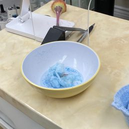 I scraped off the gel myself in the acetone since she left me there for 25 minutes.