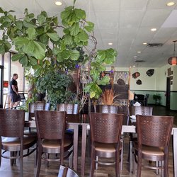 Thai Garden Restaurant & Lounge