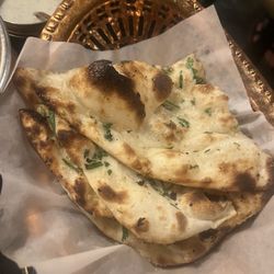 Garlic naan