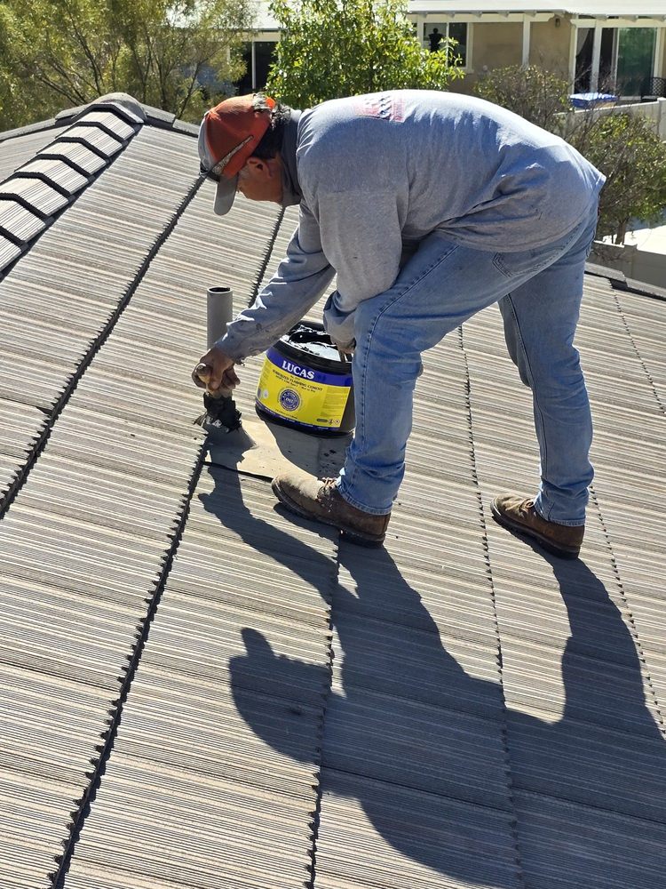 Slide of Dan's Roofing