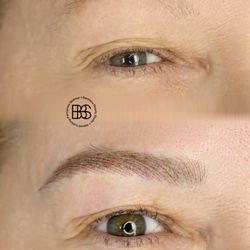 Hyper-realistic Nano Brows by Kate