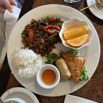 Chan Dara Thai Café - Gar Pao Kai Surp Lunch Special - Thai Near Me - Escondido, California