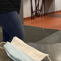 Tumbleweed Tex Mex Grill & Margarita Bar - Dirty floors
