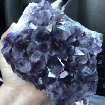 Stones Throw Gifts - Gift Shops Near Me - Cotati, California