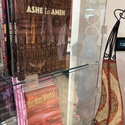 Ashe Cultural Arts Center - Gift shop