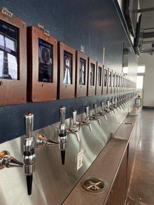 Pour Taproom: Charleston by null