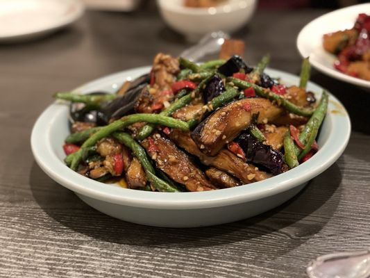Village Kitchen家湘味 by null