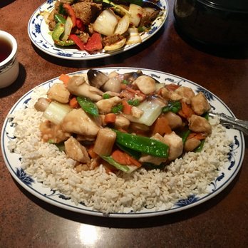 Abacus Inn - Sizzling Rice with Chicken and Spicy Sliced Beef - Chinese Near Me - Glendale, Arizona Abacus Inn - Sizzling Rice with Chicken and Spicy Sliced Beef - Chinese Near Me - Glendale, Arizona
