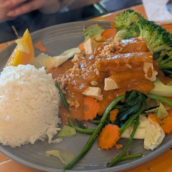 Neecha Thai - Praram with tofu - Thai Near Me - Oakland, California Neecha Thai - Praram with tofu - Thai Near Me - Oakland, California