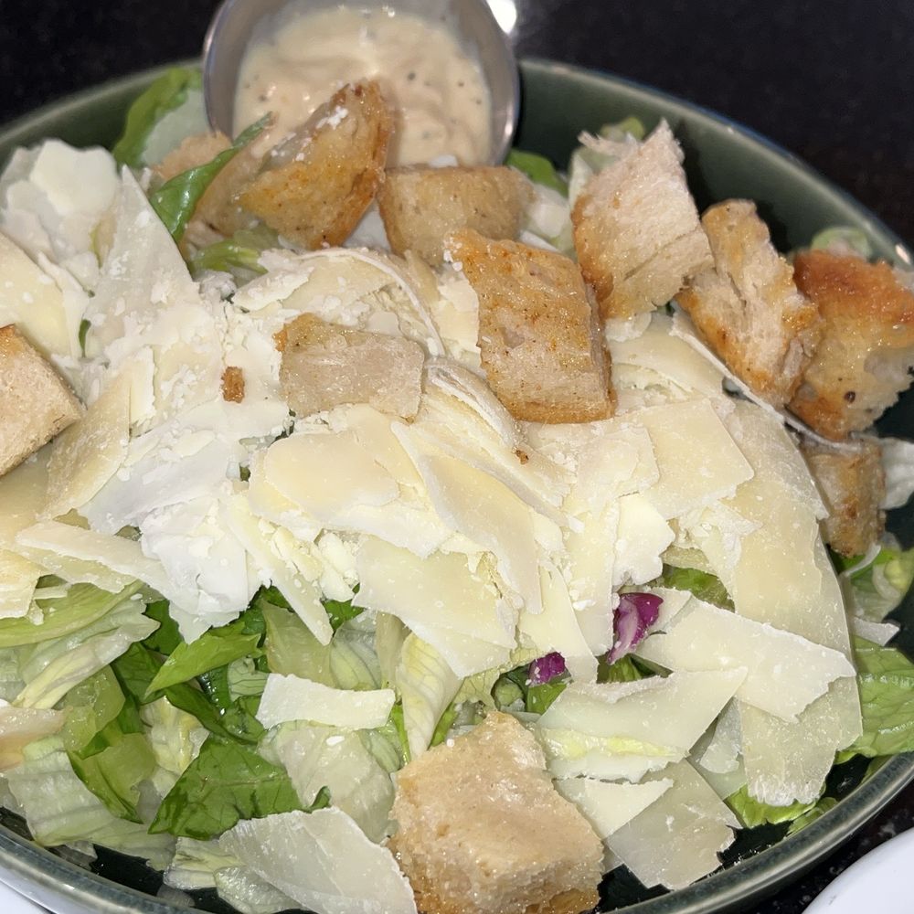 Ardiana’s Restaurant - American Near Me - Novi, Michigan