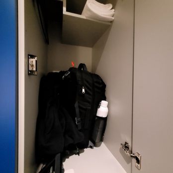 IzZzleep - Locker has enough room for a backpack. - Airport Lounges Near Me - Ciudad de México, DIF IzZzleep - Locker has enough room for a backpack. - Airport Lounges Near Me - Ciudad de México, DIF