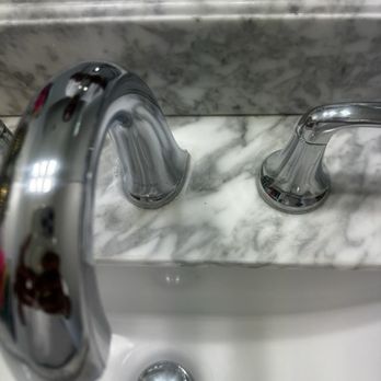 Rosie’s Cleaning Services - Sink after - Home Cleaning Near Me Rosie’s Cleaning Services - Sink after - Home Cleaning Near Me