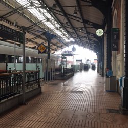 Estación Valladolid - Campo Grande - Entering the station coming off the train