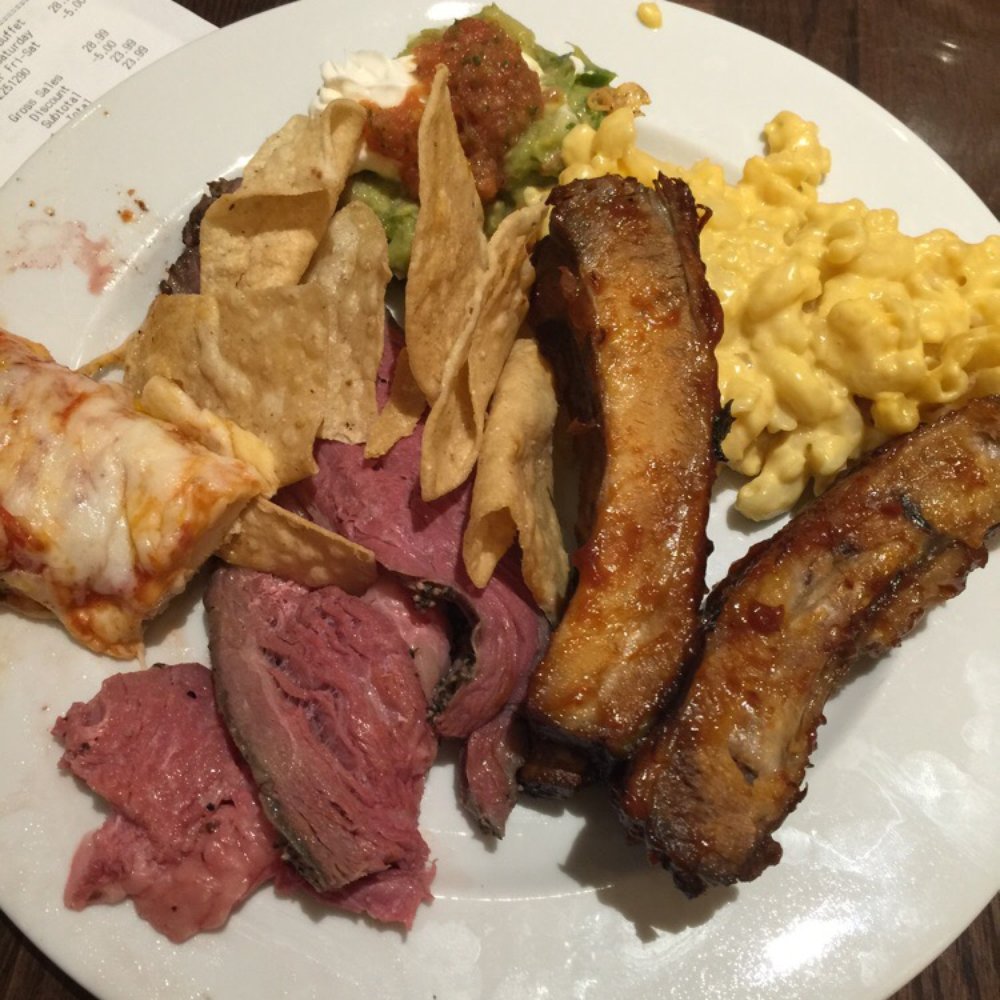 Gran Via Buffet - Some of the buffet selections (prime rib, Mac and cheese, guacamole, ribs) - Buffets Near Me - Thackerville, Oklahoma Gran Via Buffet - Some of the buffet selections (prime rib, Mac and cheese, guacamole, ribs) - Buffets Near Me - Thackerville, Oklahoma