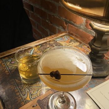 Bathtub Gin - Whiskey on ice. Tamarind drink - Cocktail Bars Near Me - Seattle, Washington Bathtub Gin - Whiskey on ice. Tamarind drink - Cocktail Bars Near Me - Seattle, Washington