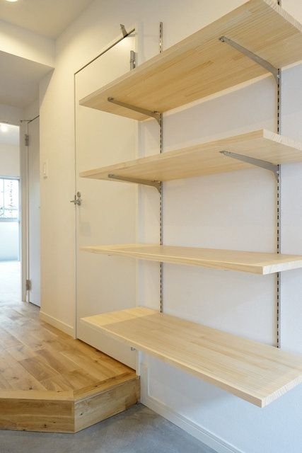 Slide of Dima HandyService