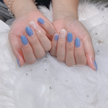 Nail Design by Yuka - single color with dry flower accent nail - Nail Salons Near Me - Sunnyvale, California Nail Design by Yuka - single color with dry flower accent nail - Nail Salons Near Me - Sunnyvale, California