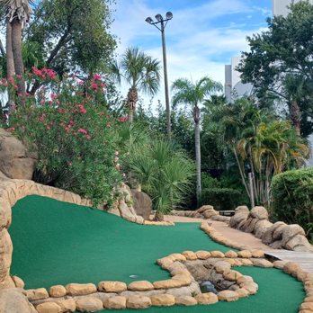 Lost Caverns Adventure Golf - Mini Golf Near Me - Orlando, Florida