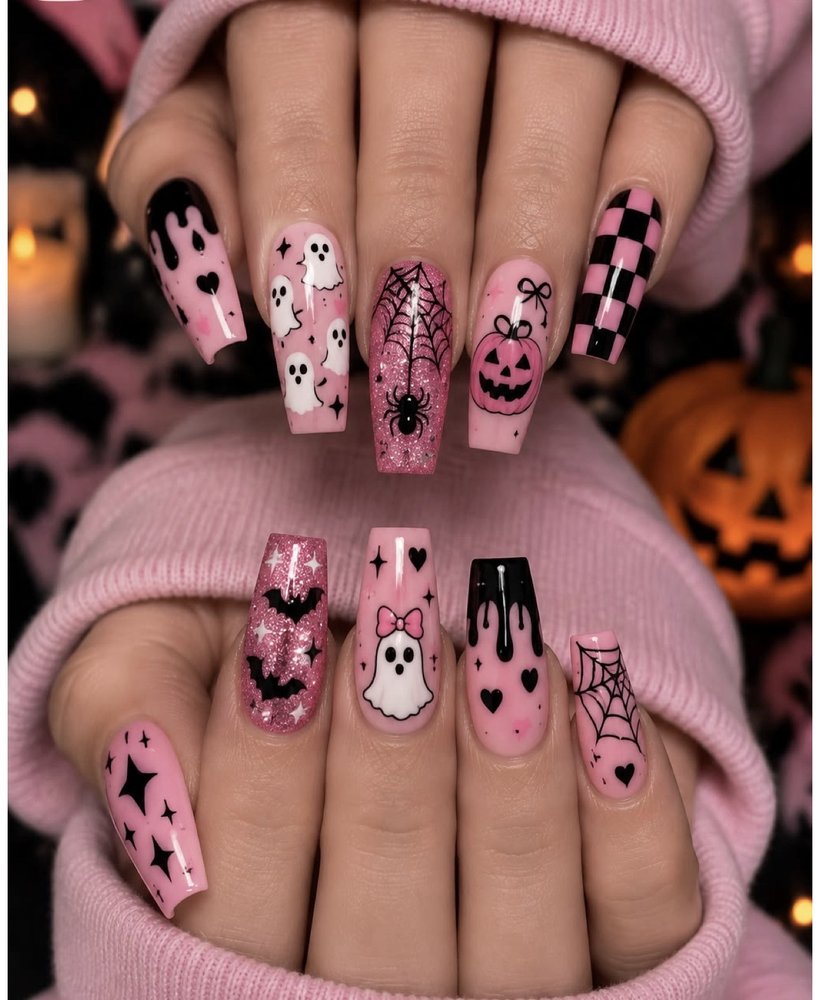 LA VIE Nails & Spa Logo