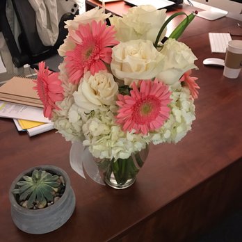 Apple Blossoms Floral Designs - White roses w/ pink gerber daisies. - Florists Near Me - Tampa, Florida